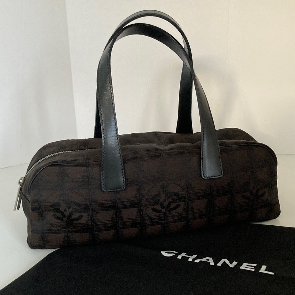 CHANEL EXCELLENT condition Travel Line Mini Boston Bag
